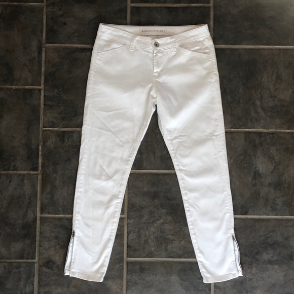 Banana Republic Denim - Banana Republic Skinny Jean | White Ankle zip | 28